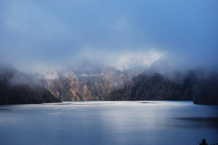 Phoksundo Lake at the border of Lower and Upper Dolpo