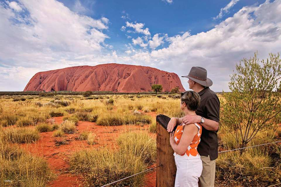 1 Day Uluru & Sunset BBQ Tour | Ayers Rock Departure - Photo 1 of 10