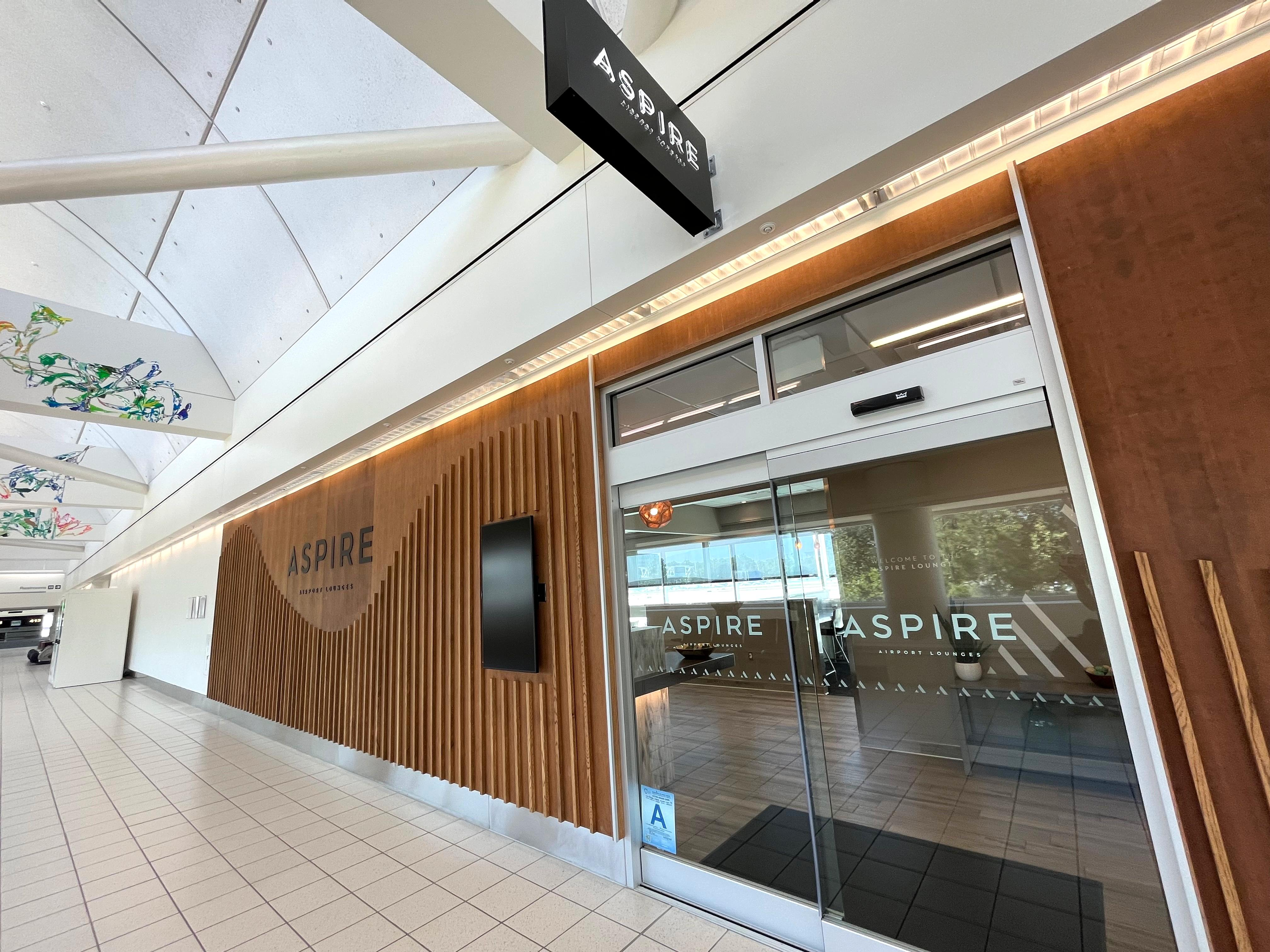 Aspire Lounge Ontario International Airport - Photo 1 of 6