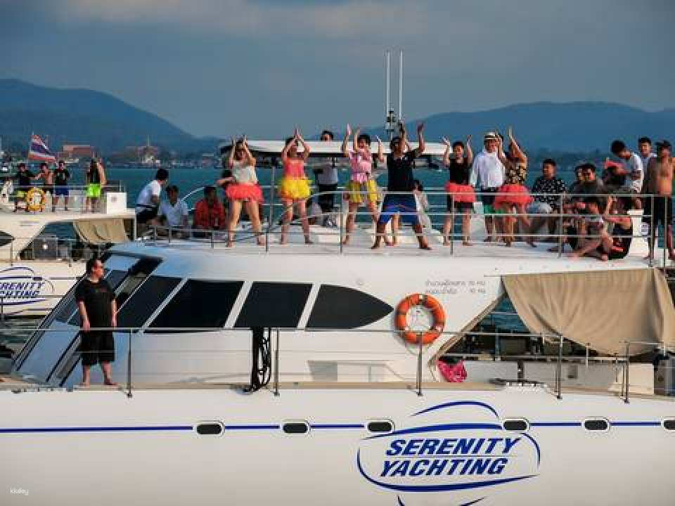 Bangkok-Pattaya Luxury Hopping Tour & Serenity Yacht Tour - Photo 1 of 8