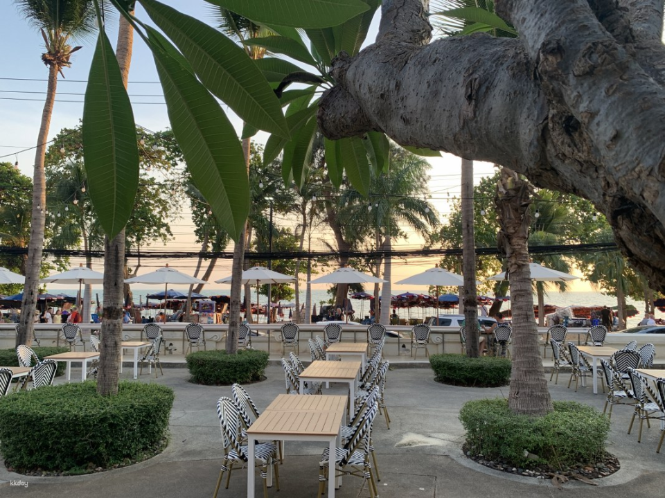 Beach Kitchen by Avalon Beach Resort Pattaya (Pattaya) | ประเทศไทย - Photo 1 of 10