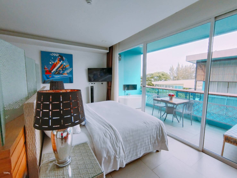 Beach Walk Boutique Resort Staycation (Chonburi) | ประเทศไทย - Photo 1 of 5