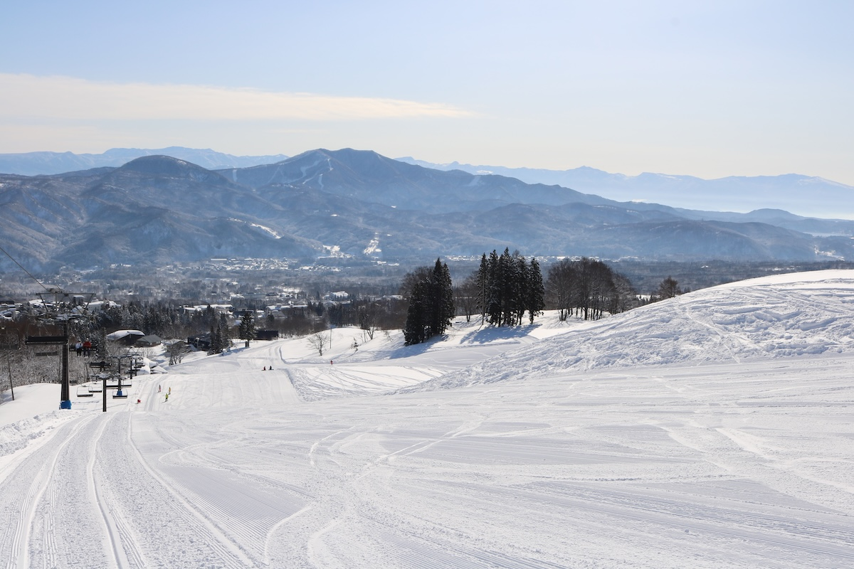 [Better Value Than On-Site] Akakura Onsen Ski Resort Lift Ticket + Lunch Ticket (Myoko, Niigata) - Photo 1 of 6