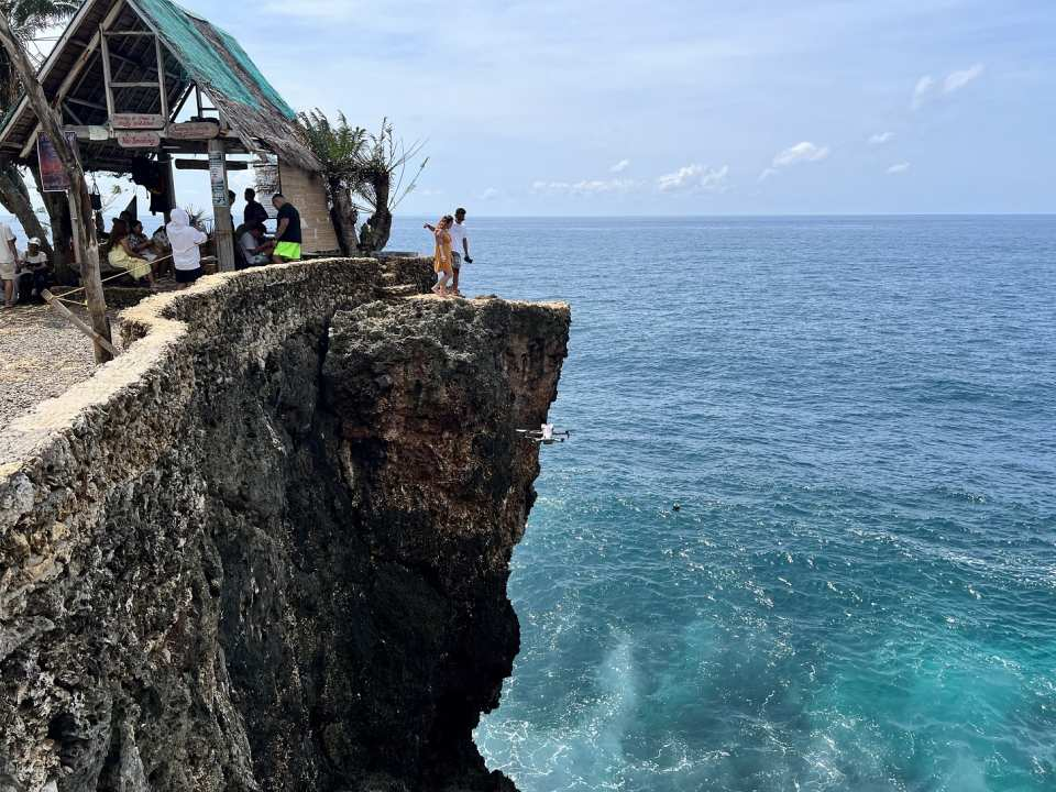 Bohol Siquijor Tour (Hotel Pickup Included/Palaton Beach + Waterfall Trekking + Pitoko Cliff + Sunset) - Photo 1 of 7