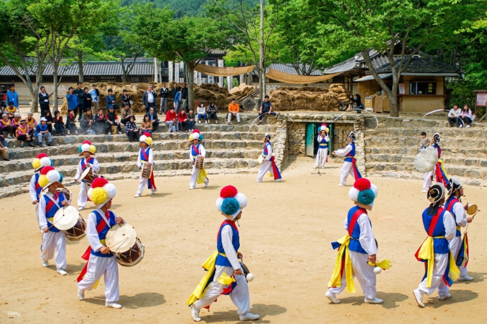 Book now! Spring Cherry Blossom Viewing | Hwadam Forest & Fresh Strawberry Picking Day Trip / Korean Folk Village + Suwon Hwaseong Fortress + Jebu Island Cable Car Day Trip | Departing from Seoul - Photo 1 of 10