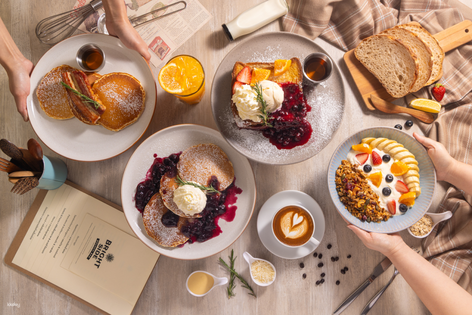 Bright Side Brunch Bar | เขตป้อมปราบศัตรูพ่าย - Photo 1 of 10