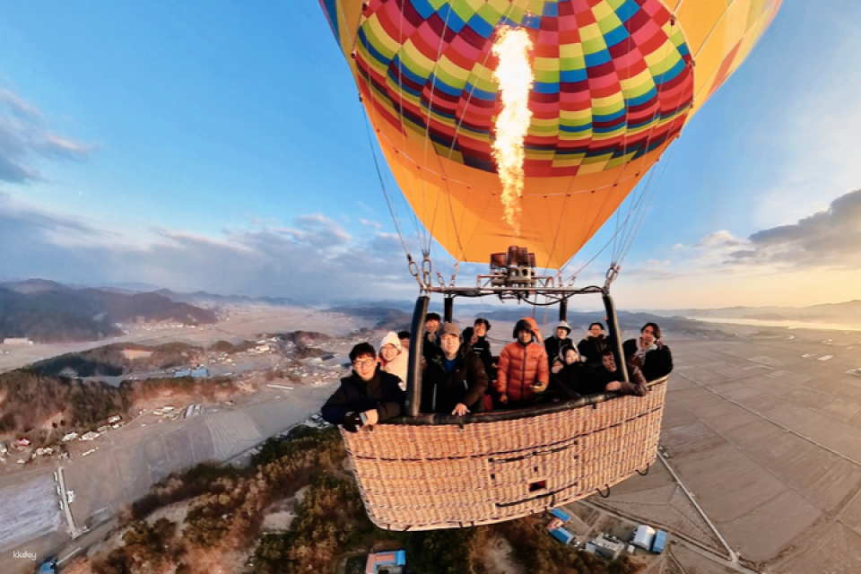 Buyeo Hot Air Balloon Flight Ticket - Photo 1 of 4