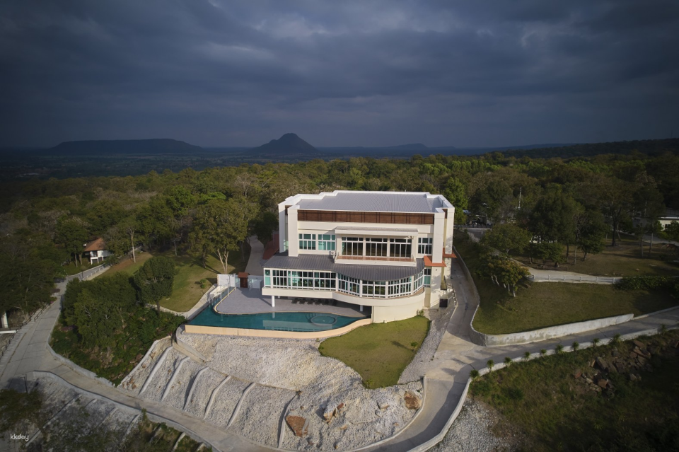 ChanNgarm Mountain View Resort Staycation (Nakhon Ratchasima) | Nakhon Ratchasima - Photo 1 of 6