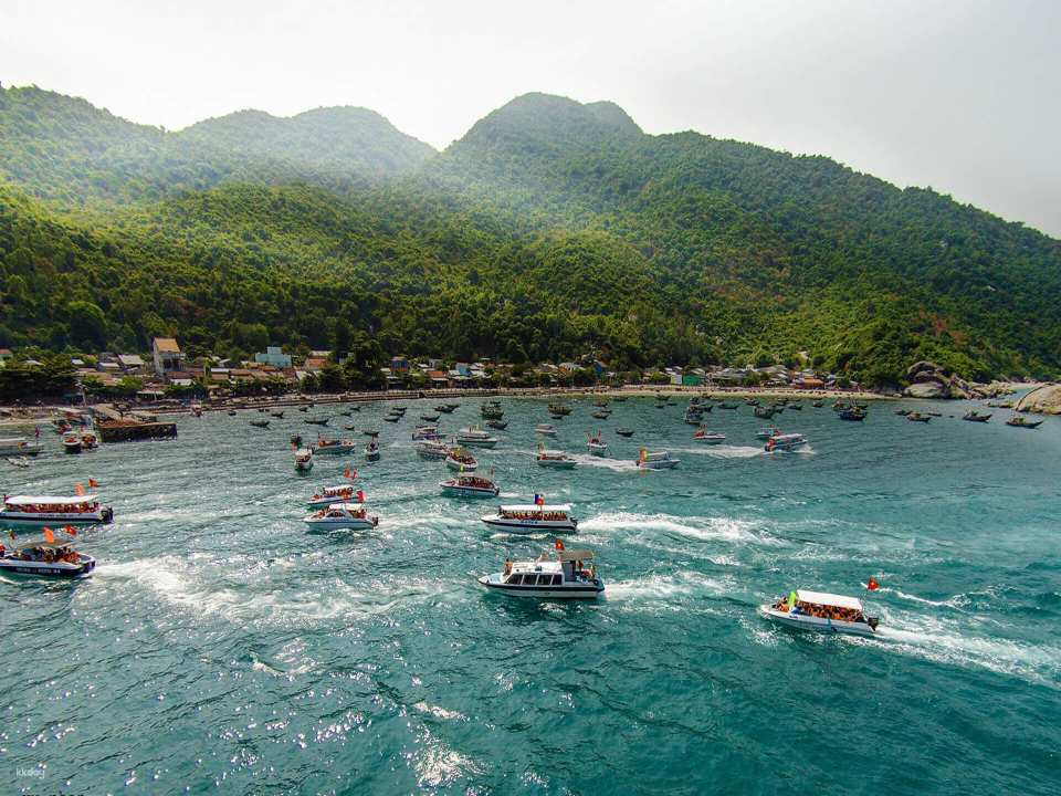 Cu Lao Cham | Cu Lao Cham Island Snorkeling By Speed Boat Tour | Departure from Da Nang or Hoi An | Vietnam - Photo 1 of 10