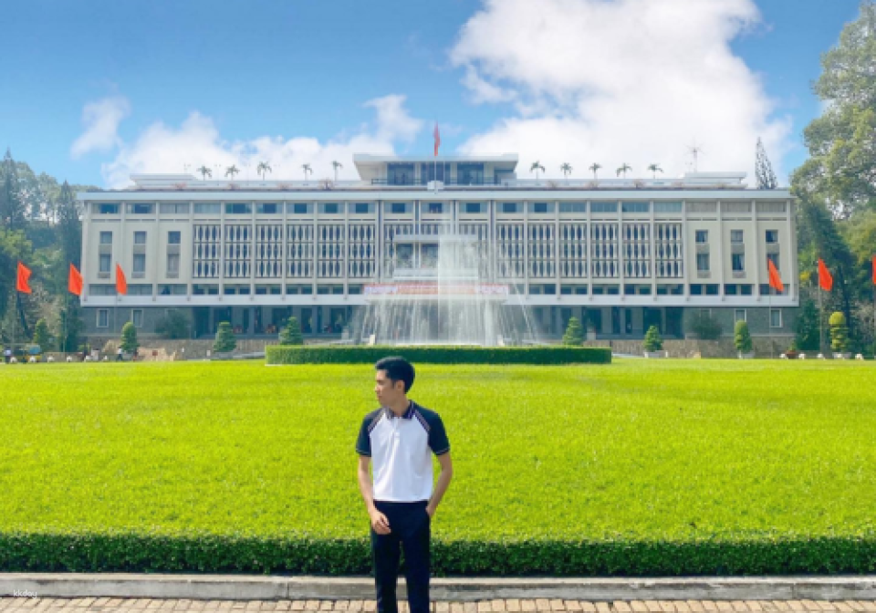 Day Tour | Saigon Morning Discovery | History & Culture at Reunification Palace – Thien Hau Temple – Binh Tay Market | Half-Day Experience | Vietnam - Photo 1 of 10