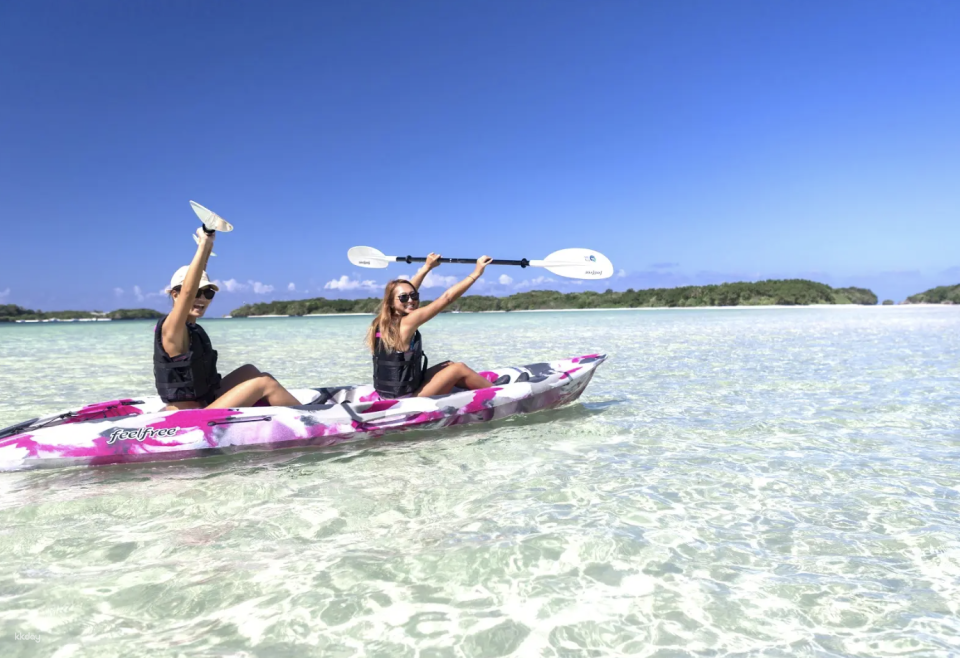 Departing from Ishigaki Island | Kabira Bay SUP & Canoeing + Taketomi Island Sightseeing (with hotel transfers in the southern part of the island and free photo data) - Photo 1 of 7