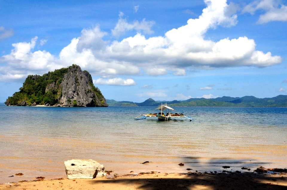 El Nido Island Hopping Tour D: Small Lagoon, Cadlao Lagoon, Pasadigan Cove & Natnat Beach | Philippines - Photo 1 of 4