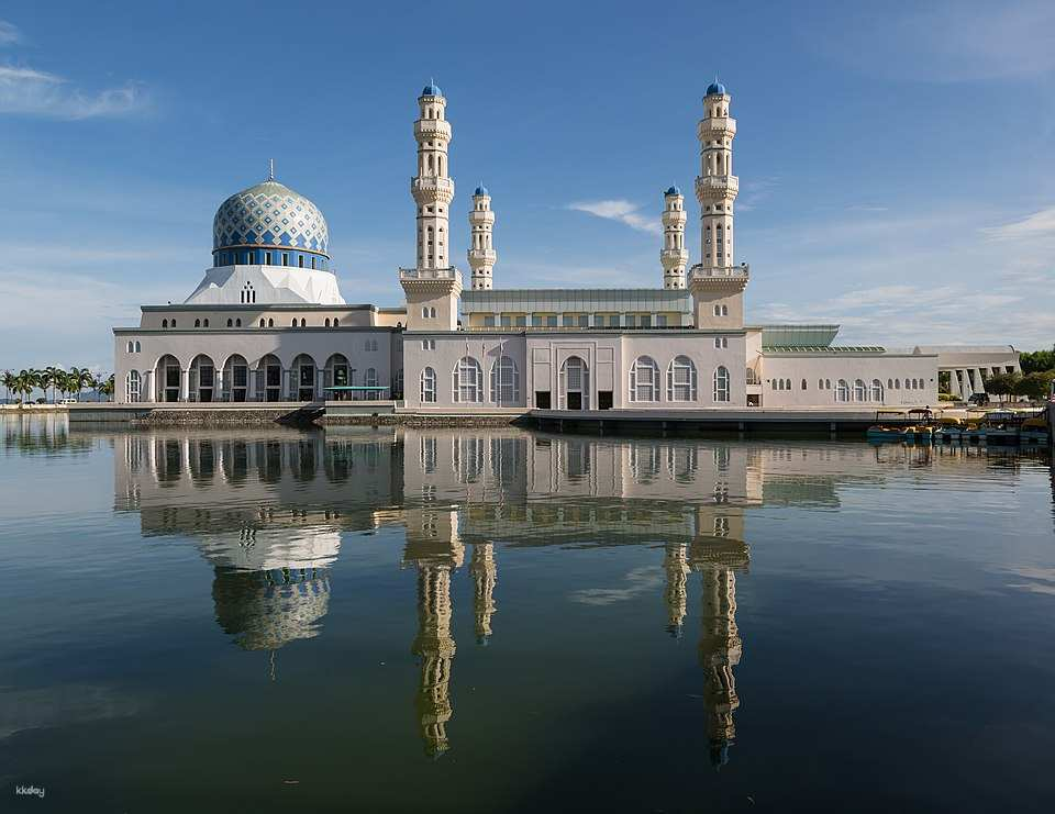 Floating Mosque, Kawa-Kawa River Cruise & Salut Coconut Pudding with Proboscis Monkeys & Fireflies Spotting - Photo 1 of 9