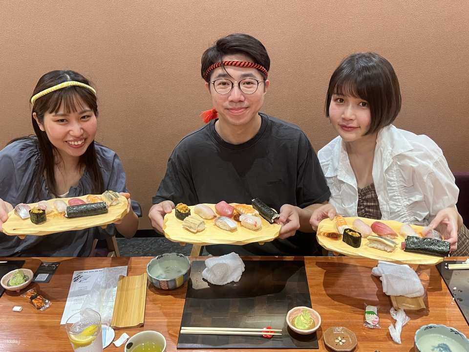 Fukuoka Sushi Making Experience at Ichi Sushi - Photo 1 of 12