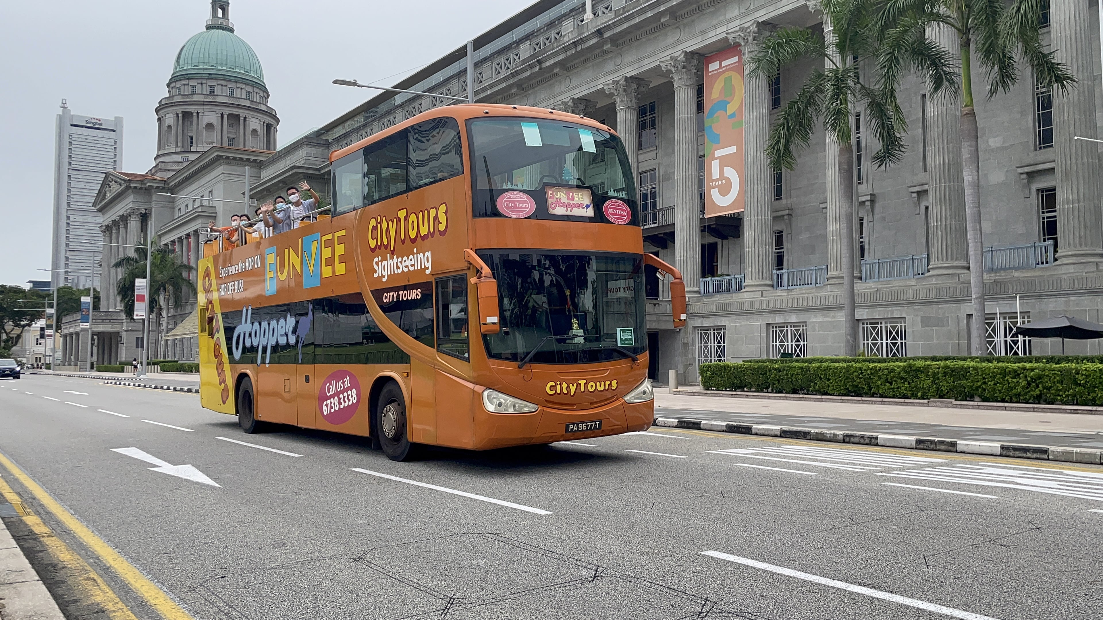 FunVee Sightseeing 2-Hours Tour - Photo 1 of 4