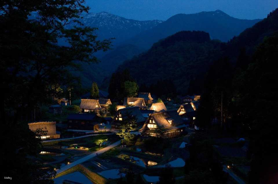 Gokayama Light-up and Takayama Old Town 1 Day from Nagoya - Photo 1 of 16