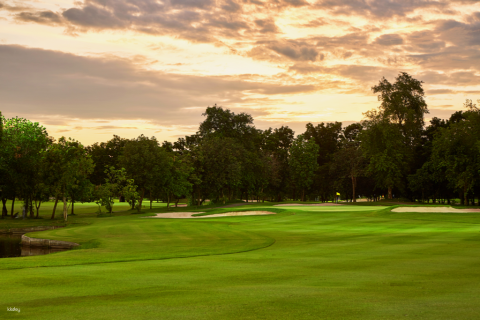 Golf Experience at Bangkok Golf Club | Pathum Thani - Photo 1 of 6