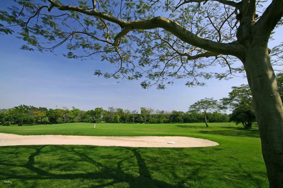 Golf Experience at KRUNG KAVEE GOLF & COUNTRY CLUB ESTATE | Pathum Thani - Photo 1 of 7