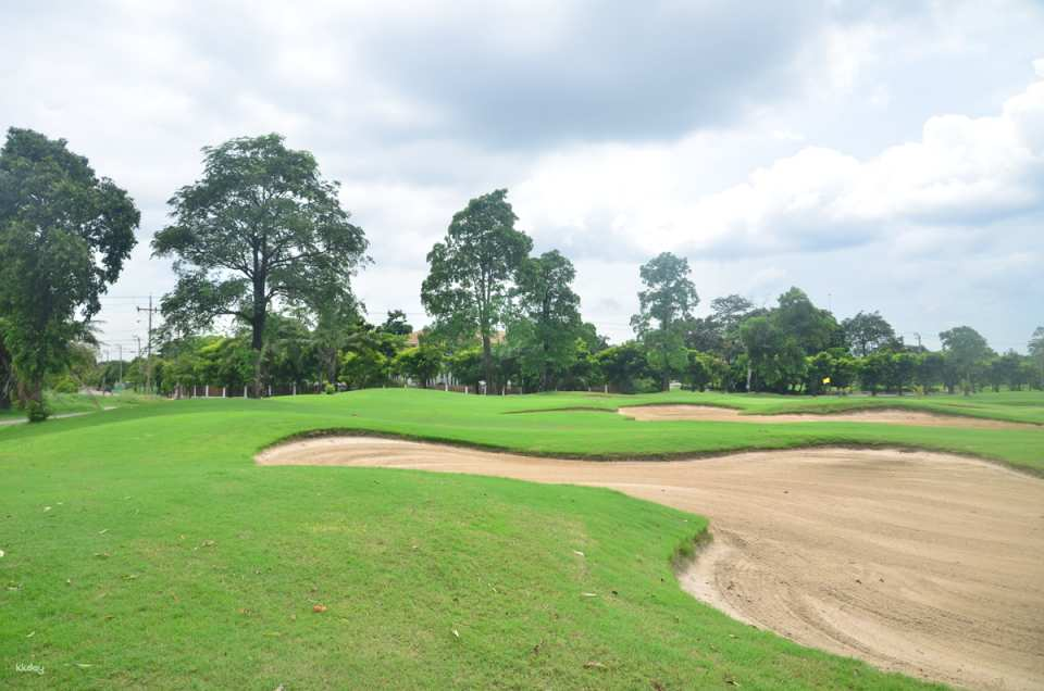 Golf Experience at Lakewood Country Club | Samut Prakan - Photo 1 of 8