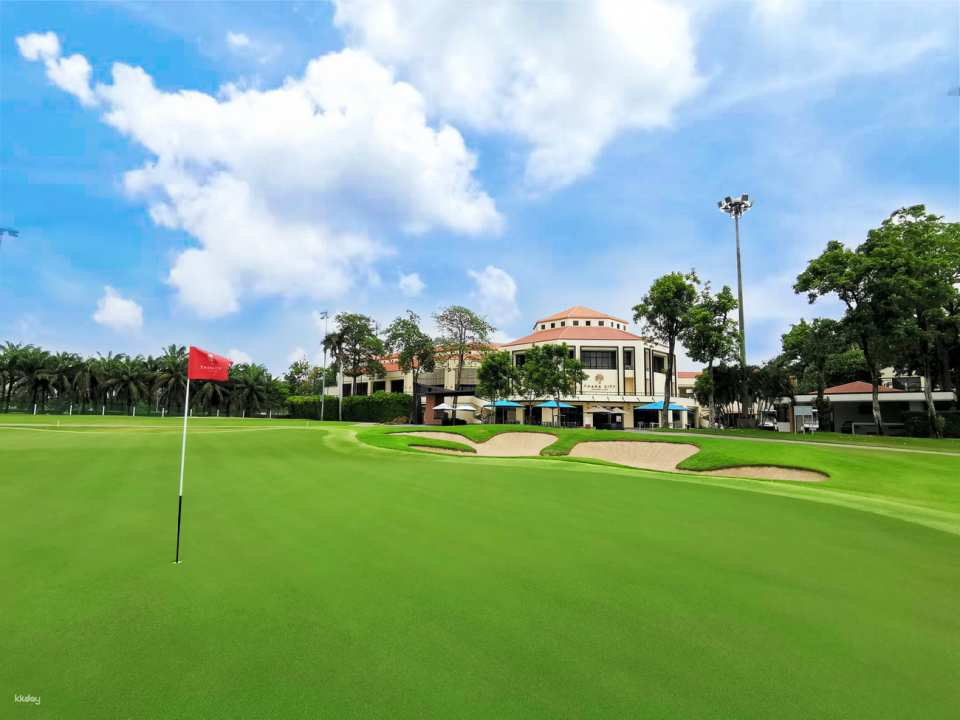 Golf Experience at Thana City Country Club | Samut Prakan - Photo 1 of 7