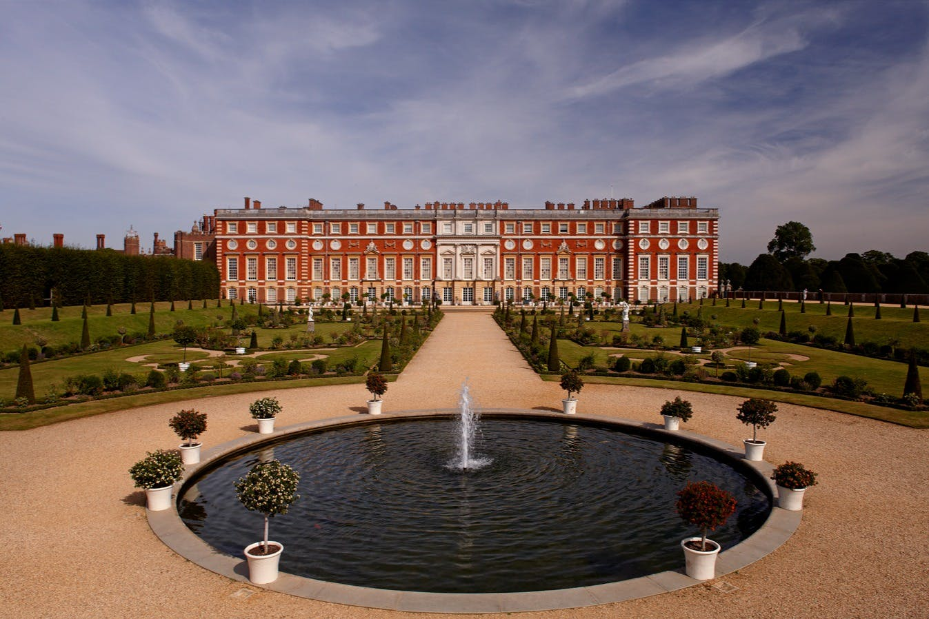Hampton Court Palace, Gardens & Maze: Entry Ticket + Audio Guide - Photo 1 of 8