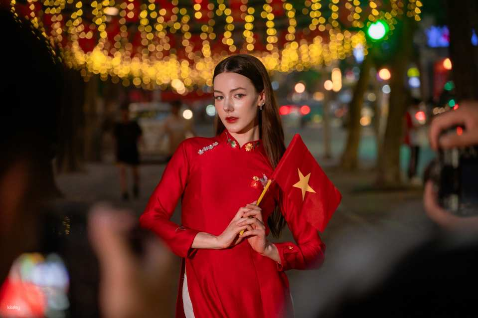Hanoi Ao Dai Experience – Traditional Vietnamese Dress Rental & Photoshoot in Old Quarter - Photo 1 of 8