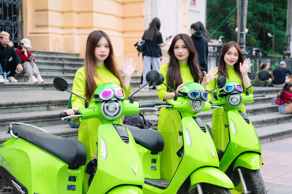 Hanoi Female Riders Motorbike Tour – City Stories Experience - Photo 1 of 10