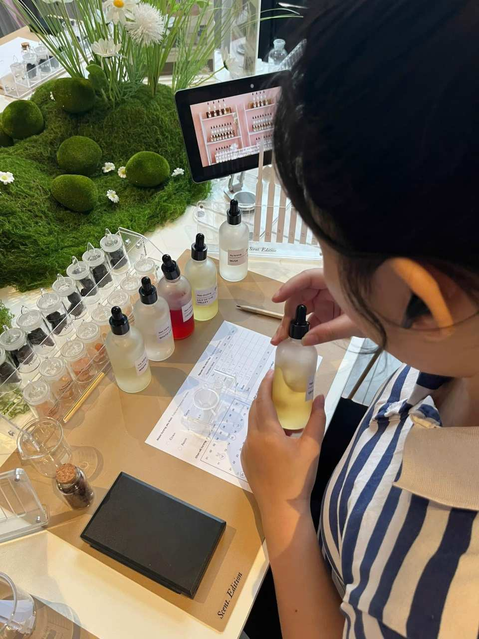 Ho Chi Minh City | Body Mist Perfume Workshop in Saigon - Photo 1 of 6