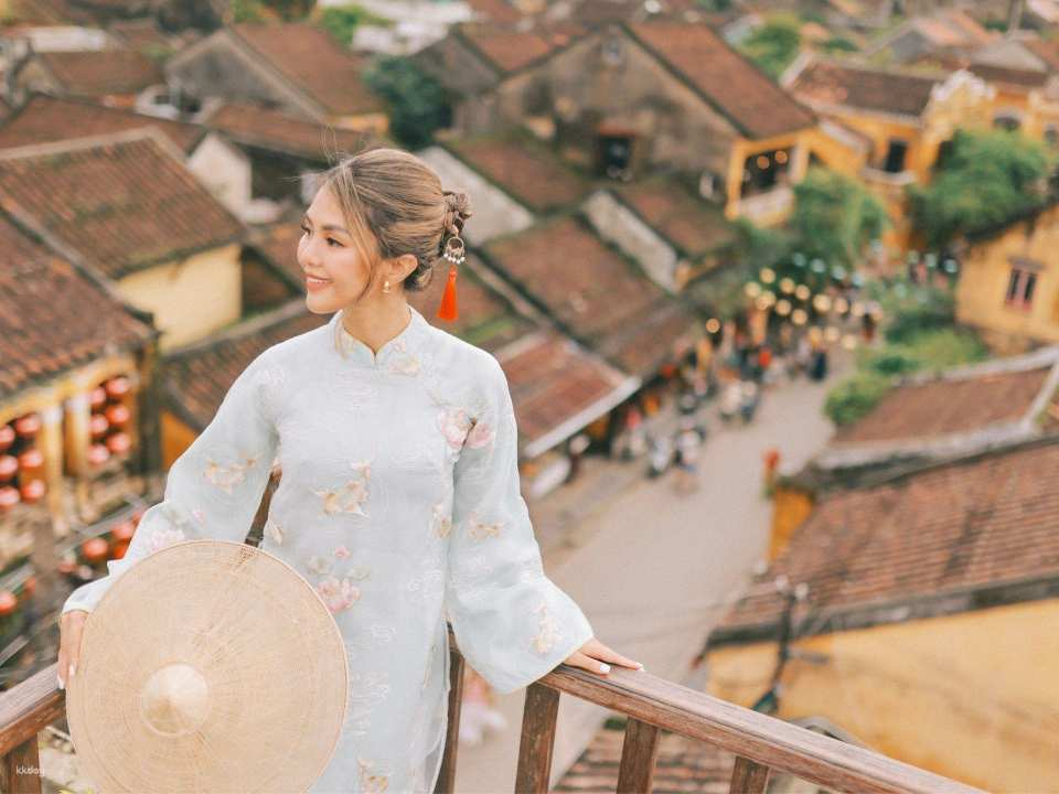 [Hoi An] Traditional Ao Dai Photoshoot: All-Inclusive Makeover & Photography Experience - Photo 1 of 10