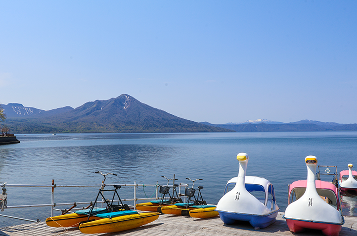 【Hokkaido Regular Sightseeing Bus】 D Lake Shikotsu & Lake Toya Round Trip Course (Audio Guide Course) - Photo 1 of 8