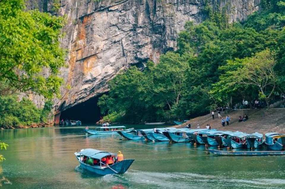 Hue - Phong Nha Cave - Vinh Moc Tunnel Small group - Photo 1 of 10