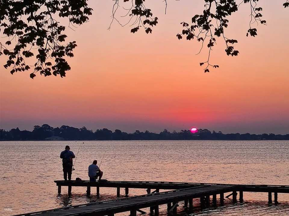 [Includes mining experience] Melbourne Sovereign Hill Gold Mine City + Lake Ballarat Black Swan Day Trip - Photo 1 of 10