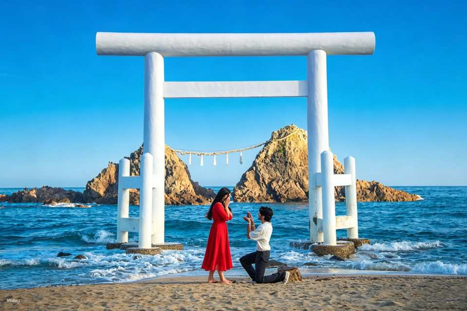 [Complimentary Umechi Mochi + Yanagawa Cruise Ticket] Departure from Fukuoka | Yanagawa Cruise & Itoshima Island & Momoiwa Rocks & Raizan Senryuji Temple Day Trip (Shared Car Tour) - Photo 1 of 9