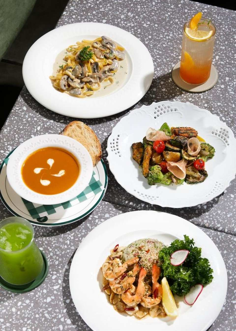 Jenn's - PARC Bangna | Bangkok - Photo 1 of 10