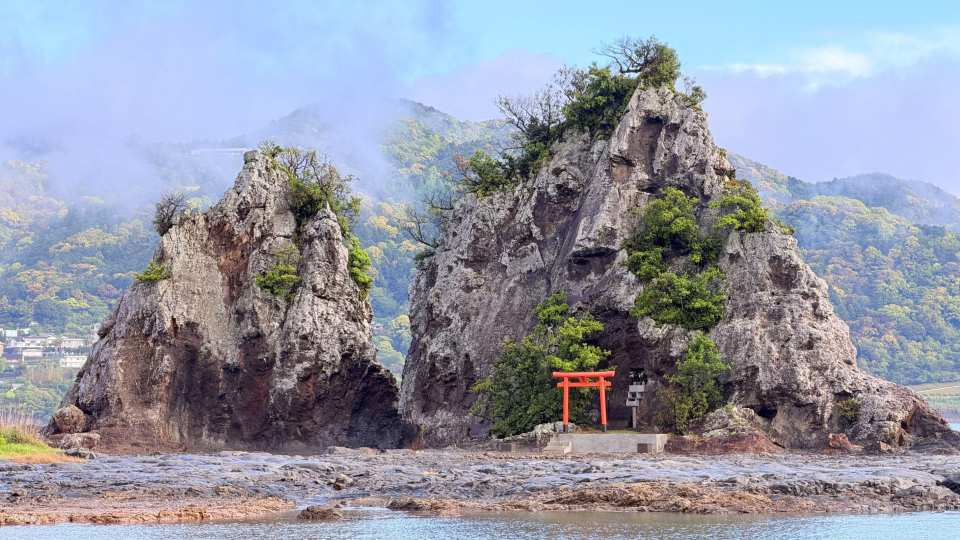 [Minimum 6 people required] 2-Day Mountain and Sea Hike on the Kumano Kodo World Heritage Site & Kumano Three Mountains Pilgrimage Certificate (Round Trip from Osaka) - Photo 1 of 10