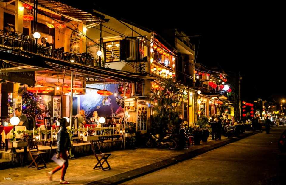 [Korean Guide] Da Nang & Hoi An Essential Tour | Son Tra Peninsula Viewpoint + Marble Mountains + Night Tour - Photo 1 of 6
