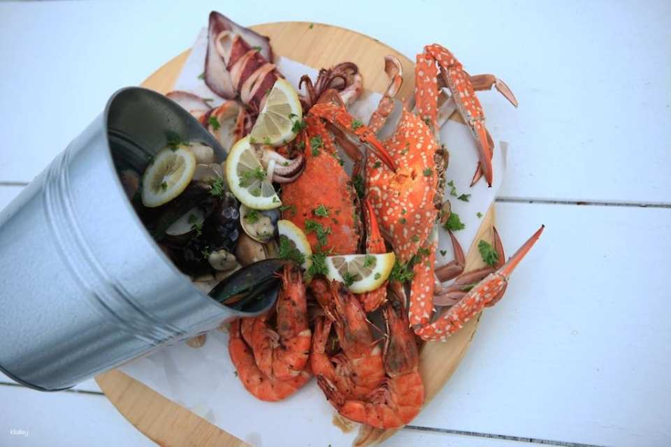 Laciana By The Sea | Prachuap Khiri Khan - Photo 1 of 10