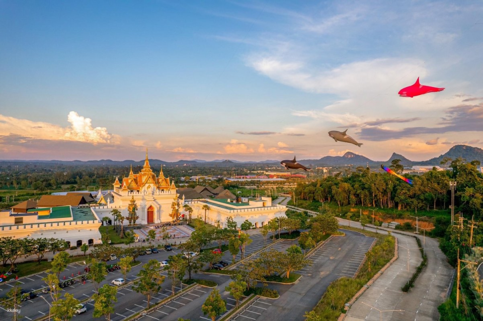 Legend Siam (Pattaya) | ประเทศไทย - Photo 1 of 10