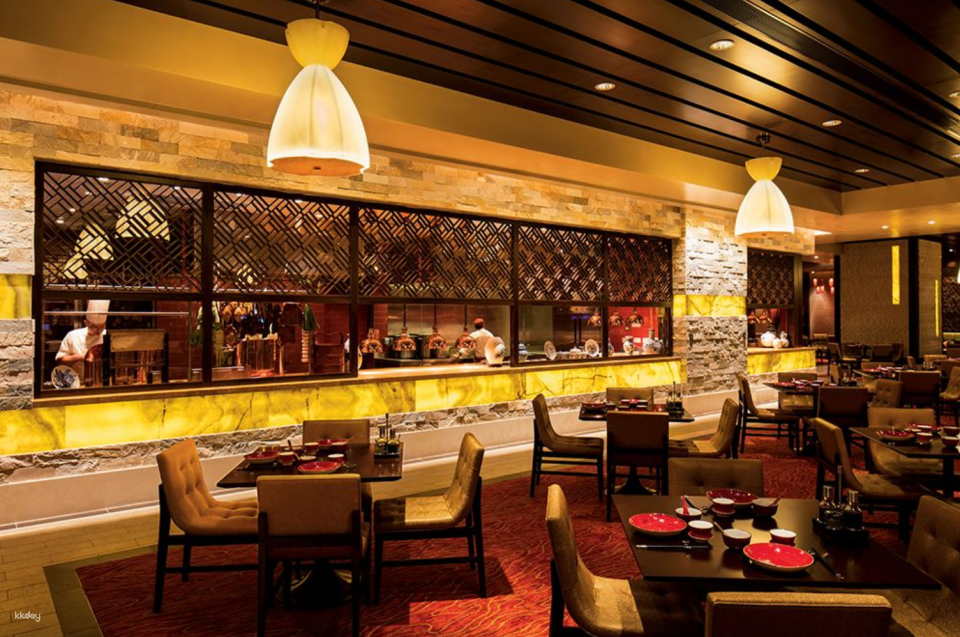 [Macau Value Recommendation] City of Dreams Star-Rated Dining Vouchers for Two | Bi Ying / Jin Man Pavilion / Jin Ying / Continental Cuisine T for Tapas | Exclusive Offer Includes AIRSIM/eSim - Photo 1 of 2