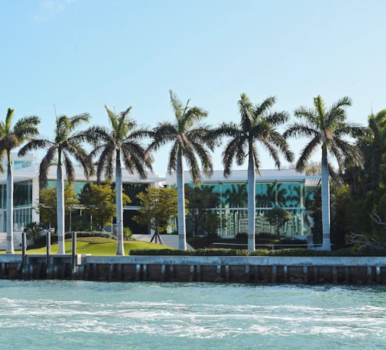 Miami: Biscayne Bay Millionaire's Homes Sightseeing Cruise - Photo 1 of 10