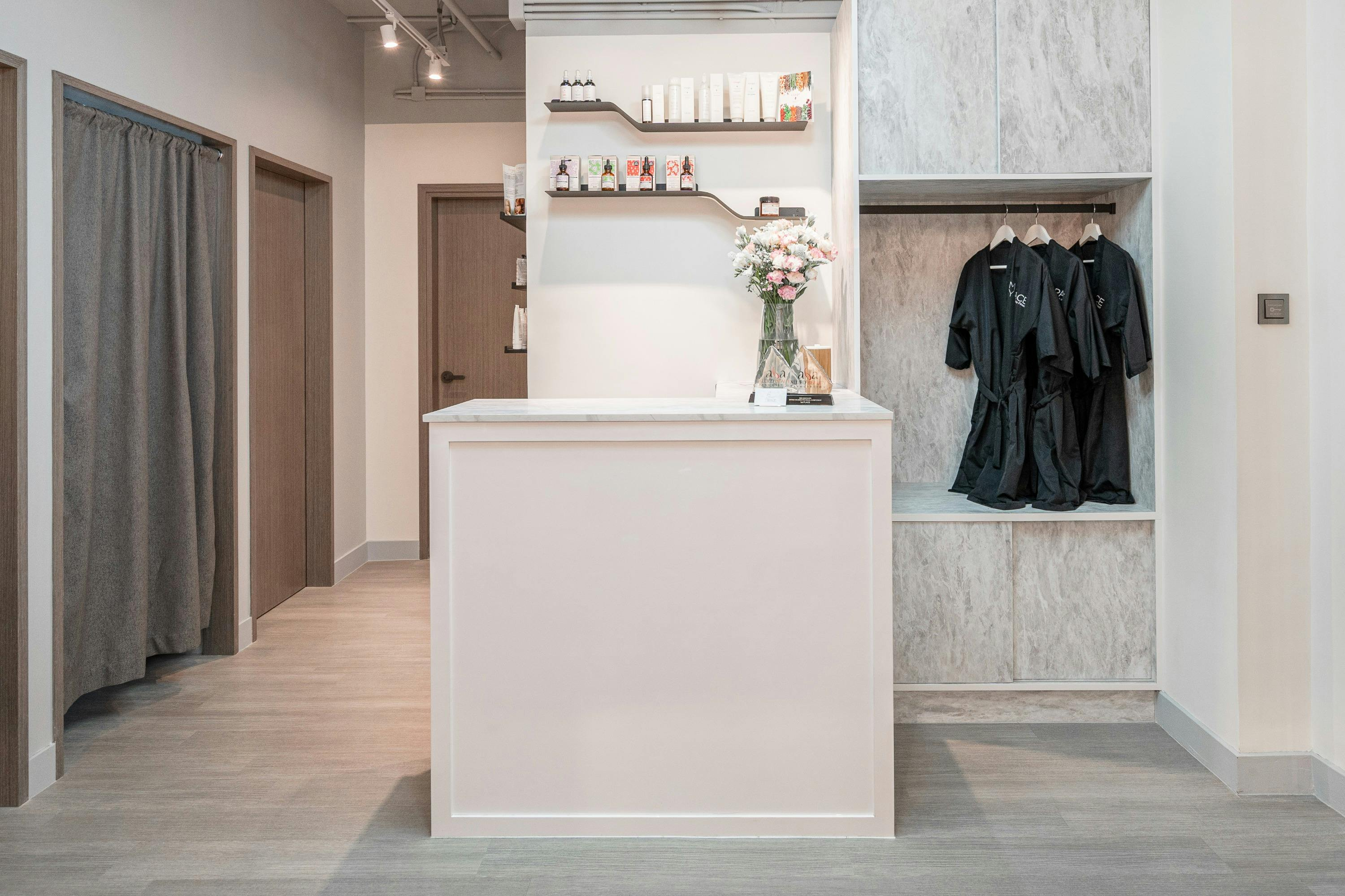 My Space Causeway Bay: 1.5-Hr Estessimo Head Spa + Hair Treatment First Trial - Photo 1 of 4