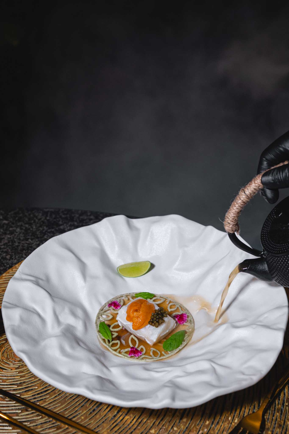 Myste | Nakhon Pathom - Photo 1 of 10