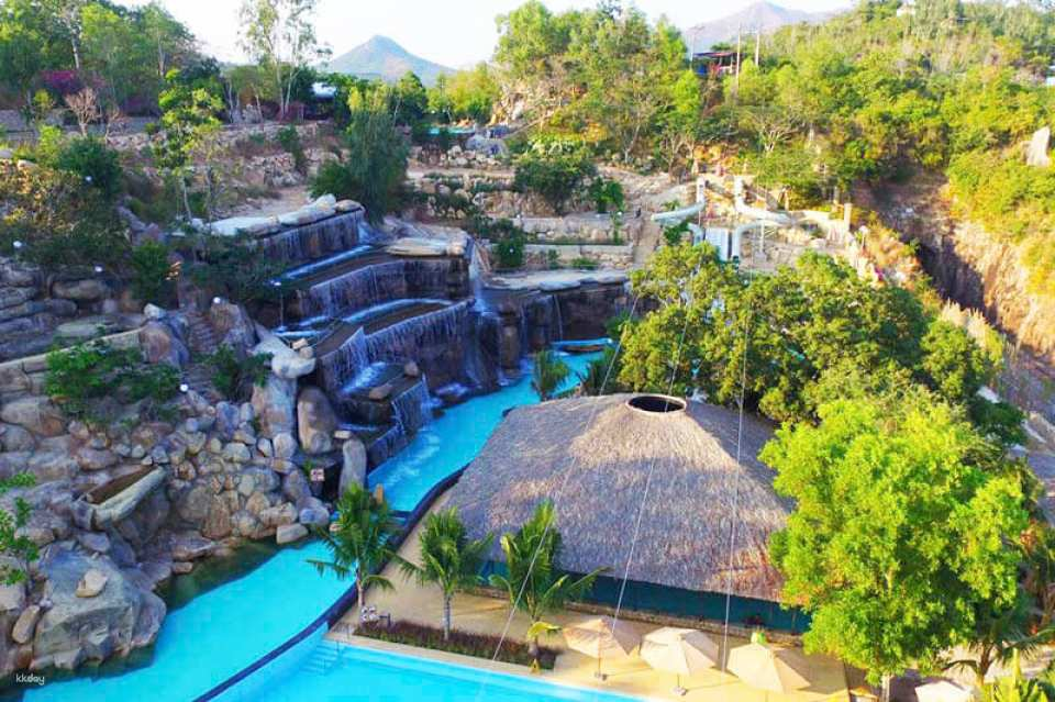 Nha Trang iResort Mud Hot Spring Tour (Korean Guide Mud Spa Water Park) - Photo 1 of 4