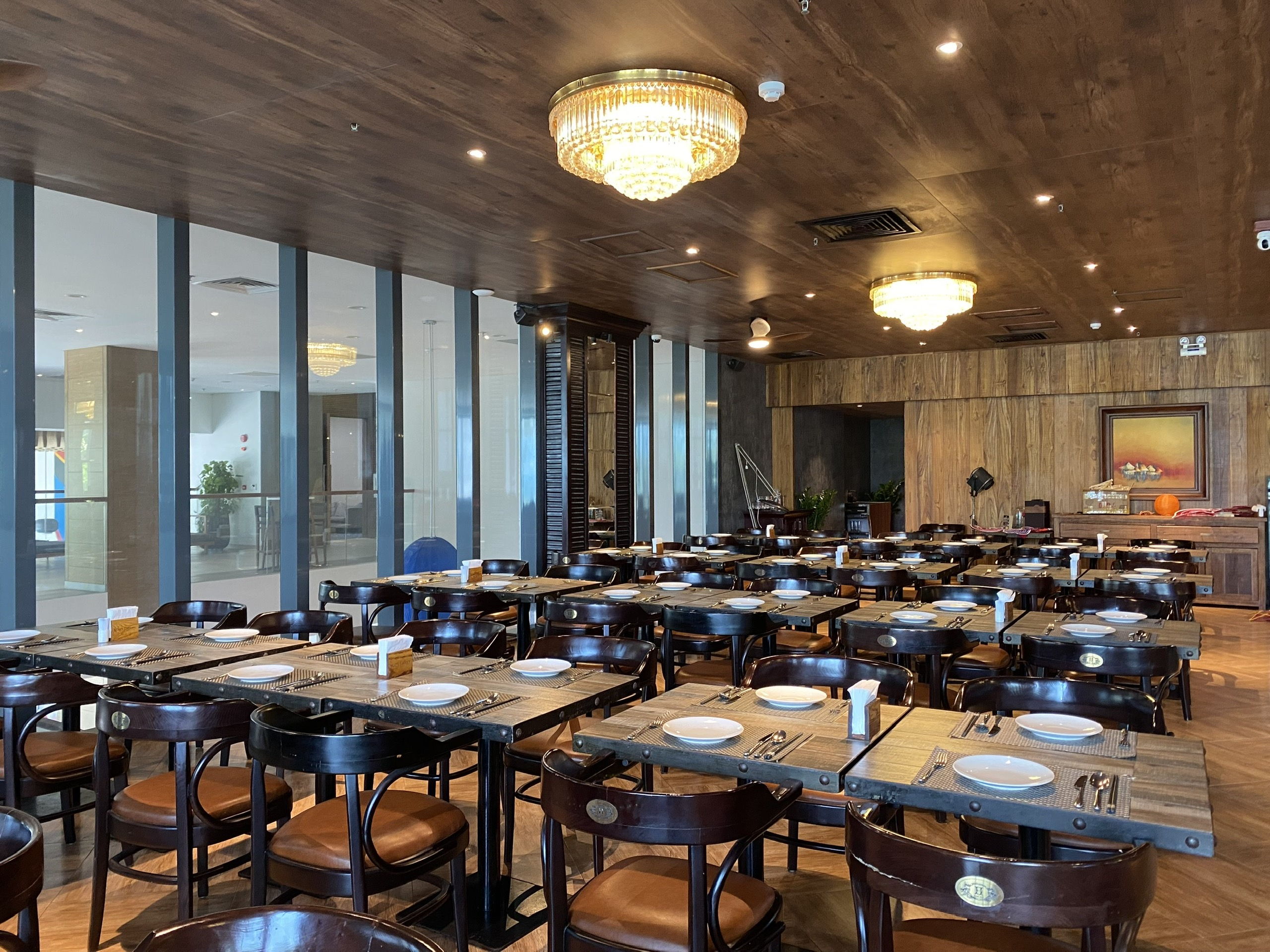 Ngon Gallery Seafood Buffet in Nha Trang - Photo 1 of 9