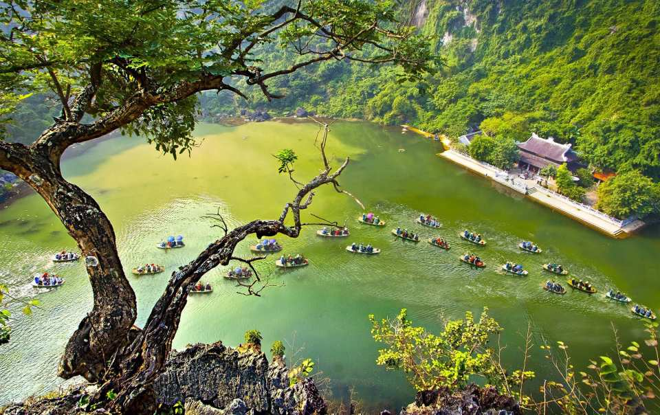 Ninh Binh Full Day - Sharing/ Private Tour - Hoa Lu, Trang An/ Tam Coc, Hang Mua - Departure from Hanoi - Photo 1 of 10