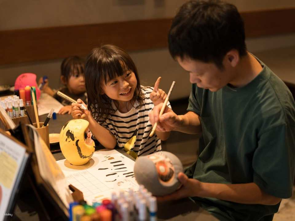 Osaka DARUMA CLUB | Tumbler Painting Experience & Japanese Daruma DIY (Take it home) - Photo 1 of 7