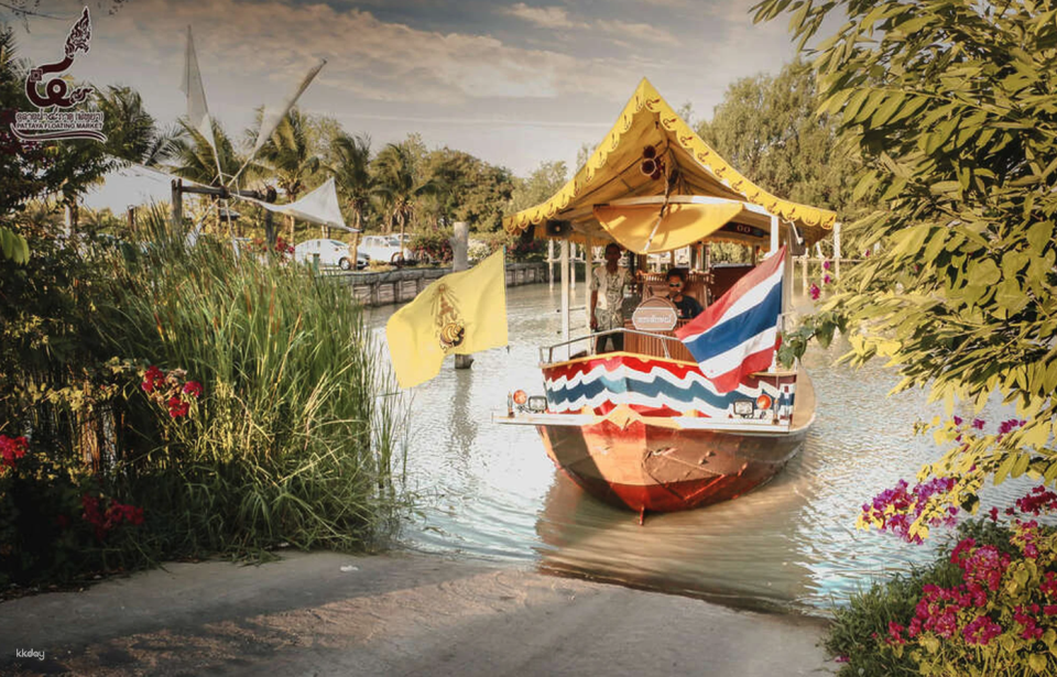 Pattaya Floating Market + Cave Beach Club Exclusive Tour (Departure from Pattaya/Bangkok) - Photo 1 of 5