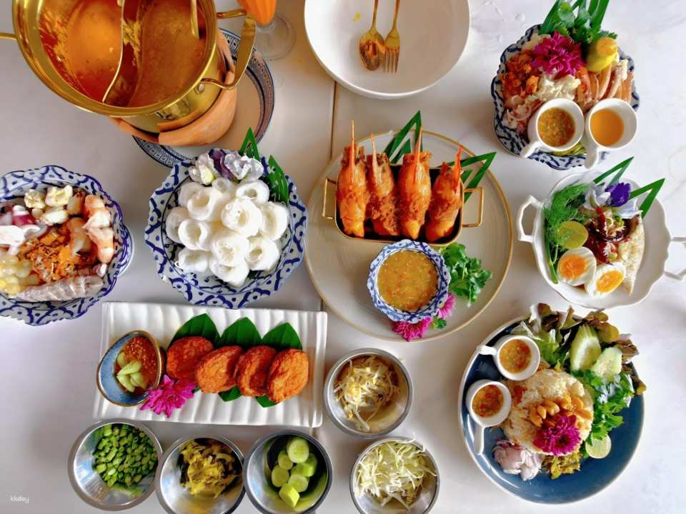 Pattaya, Thailand | [Restaurant Reservation] Khanom Sen Khun Ya Grandma's Thai Restaurant Reservation Service - Photo 1 of 7