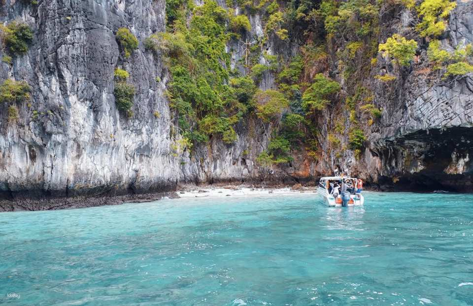 Phi Phi Island, Maya Bay, Khai Island from Phuket - Photo 1 of 10