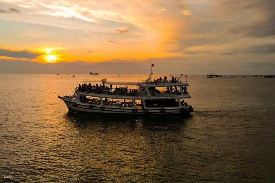 Phu Quoc in One day: Enjoying Sunset and Night squid Fishing - Photo 1 of 5